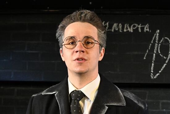 Спектакль "Мой бедный Марат" в театре на Юго-Западе 