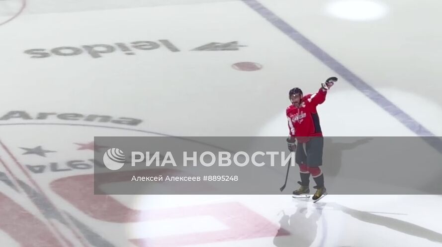 Александр Овечкин сравнялся с Уэйном Гретцки по количеству голов в истории НХЛ