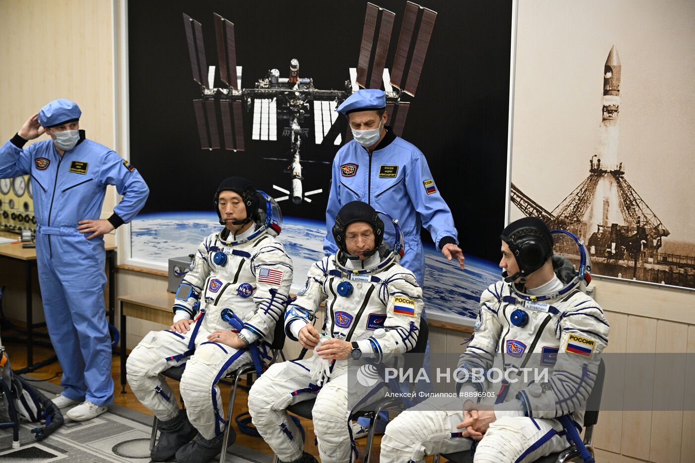 Запуск РН "Союз-2.1а" с кораблем "Союз МС-27" с космодрома Байконур