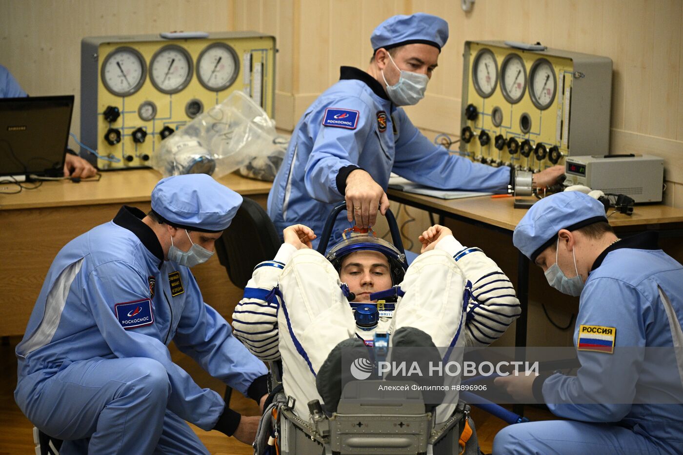 Запуск РН "Союз-2.1а" с кораблем "Союз МС-27" с космодрома Байконур