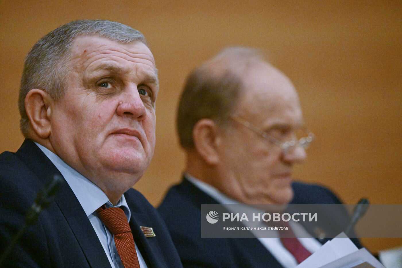 Рассмотрение отчета ЦБ за 2024 год на заседаниях фракций в Госдуме