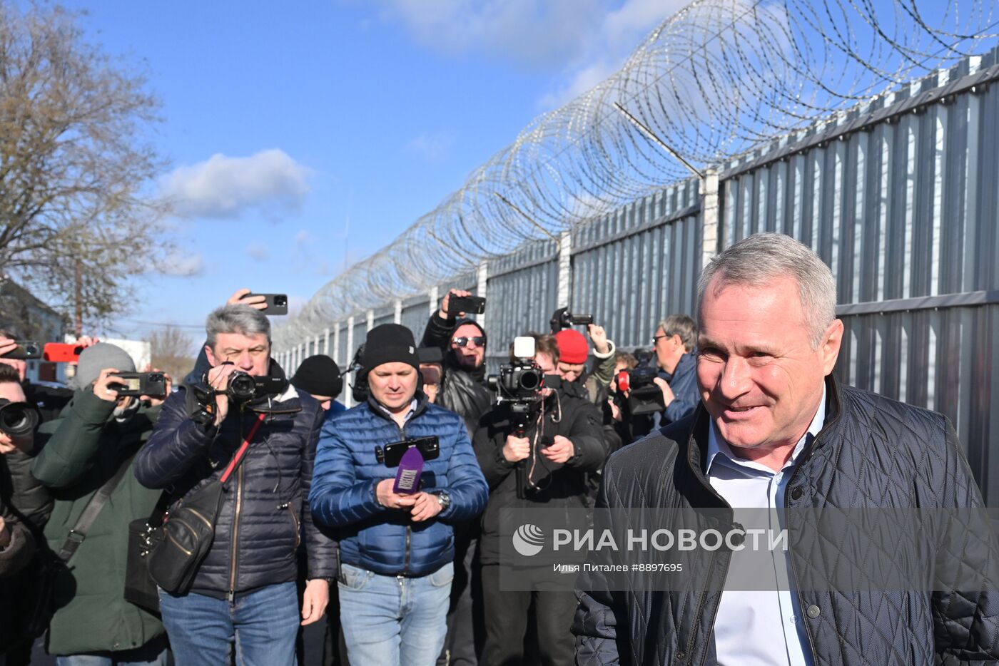 Актера М. Ефремова освободили из колонии по УДО