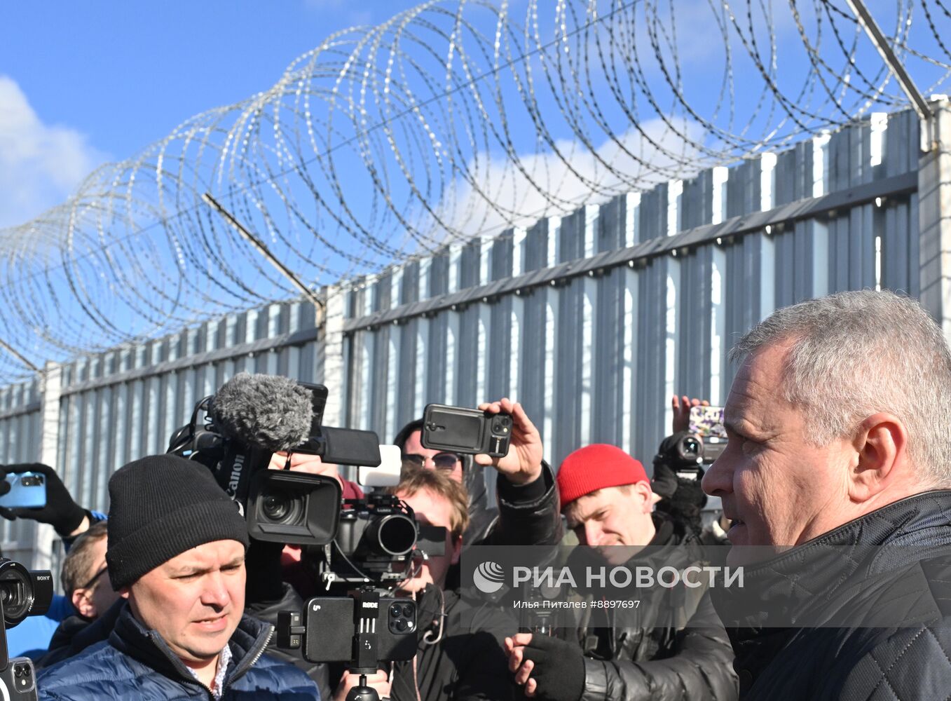 Актера М. Ефремова освободили из колонии по УДО