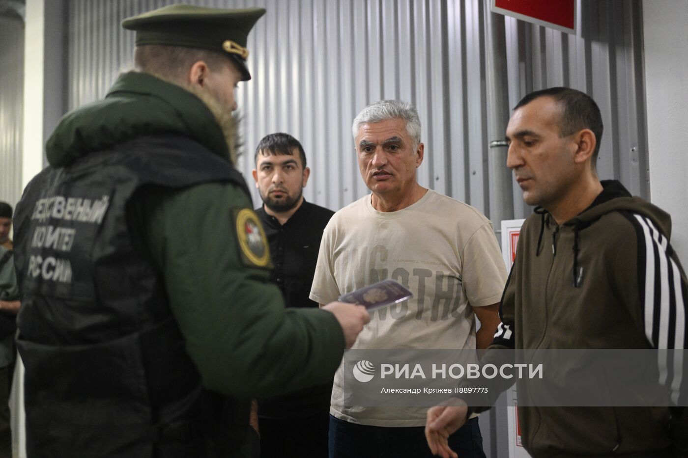 Рейд по проверке документов у мигрантов