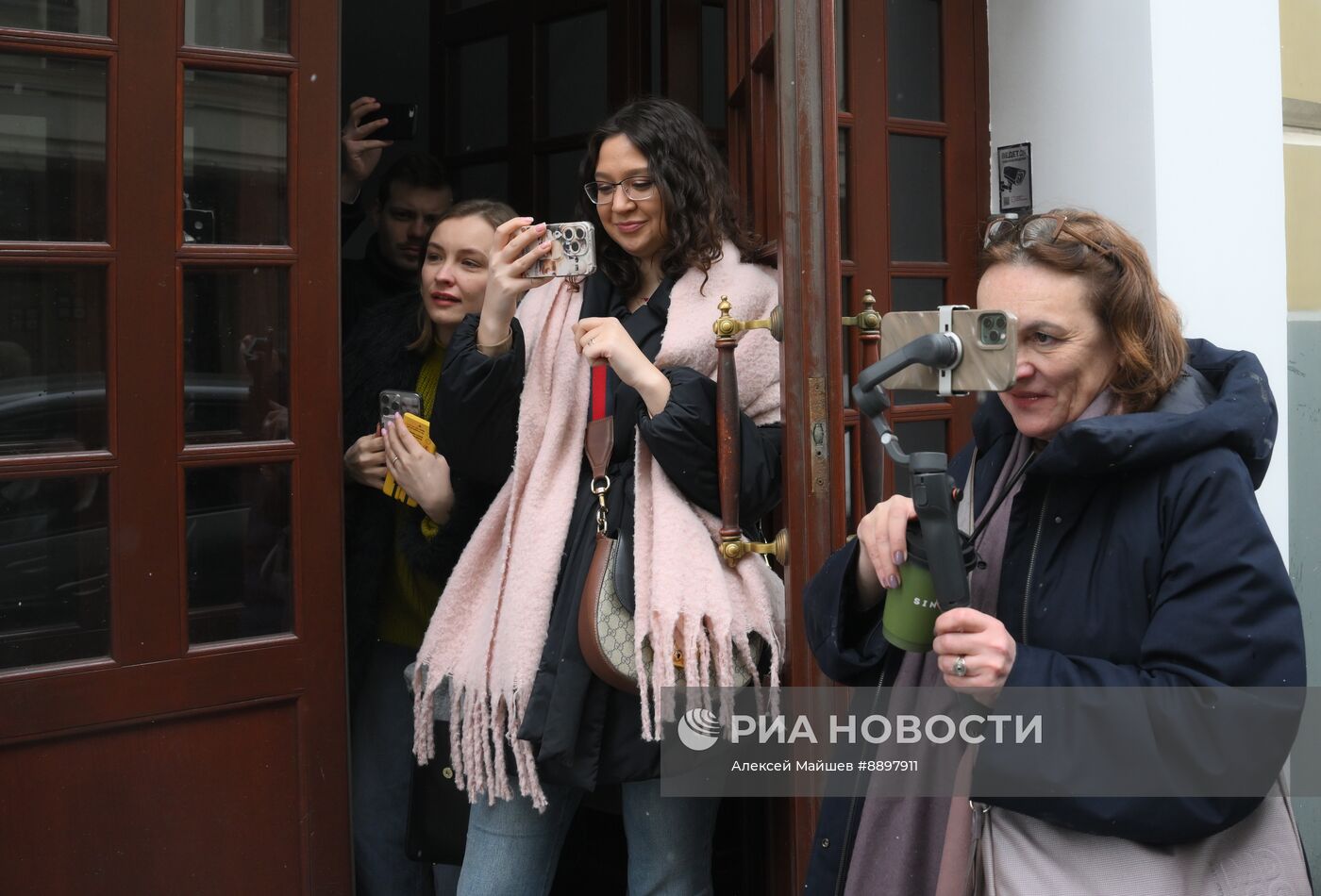 Актера М. Ефремова освободили из колонии по УДО