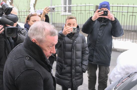 Освобождение М. Ефремова по УДО