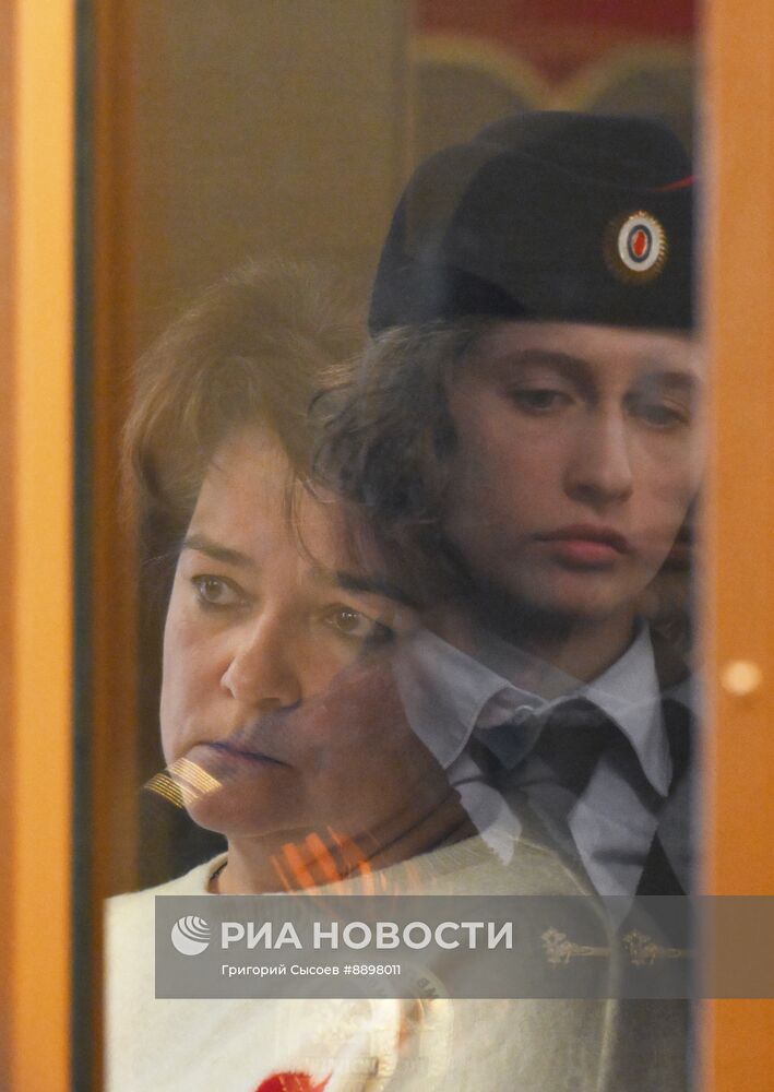 Оглашение приговора бывшему совладельцу "Азбуки вкуса"