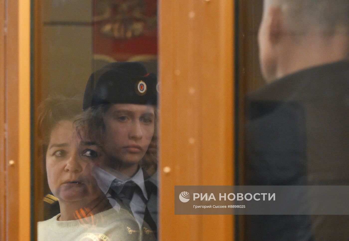 Оглашение приговора бывшему совладельцу "Азбуки вкуса"