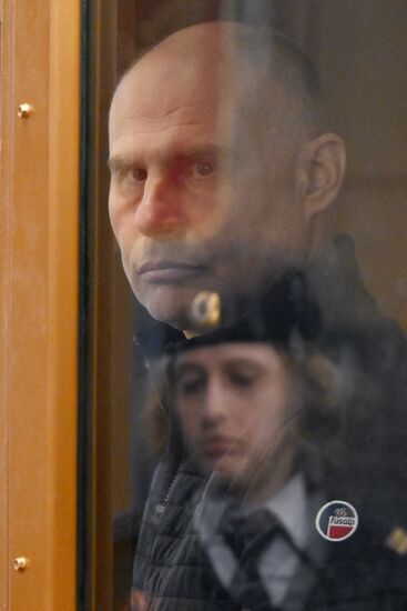 Оглашение приговора бывшему совладельцу "Азбуки вкуса" 