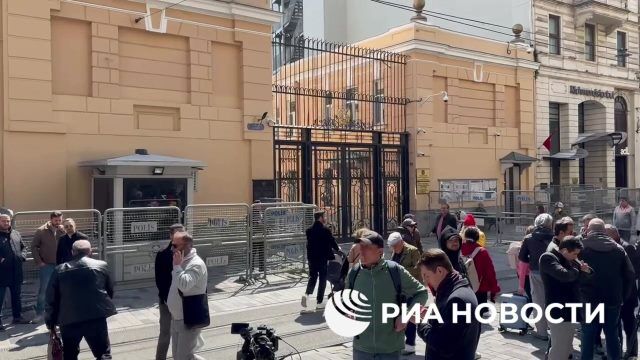 Переговоры делегаций России и США в Стамбуле подошли к середине, стороны обсудили значительную часть повестки