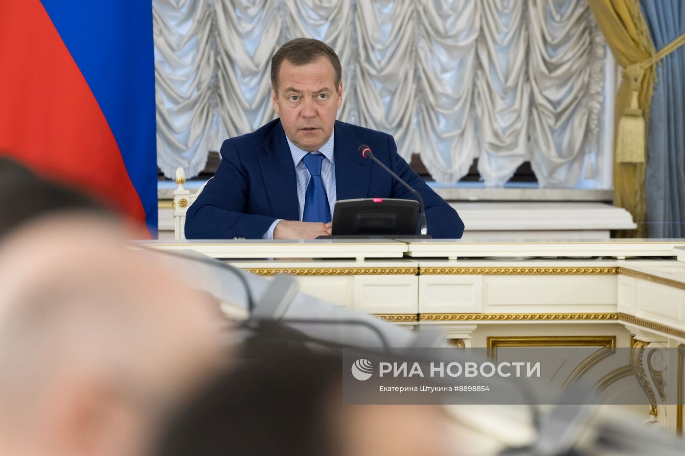 Зампред Совбеза РФ Д. Медведев провел совещание по вопросам совершенствования государственной миграционной политики