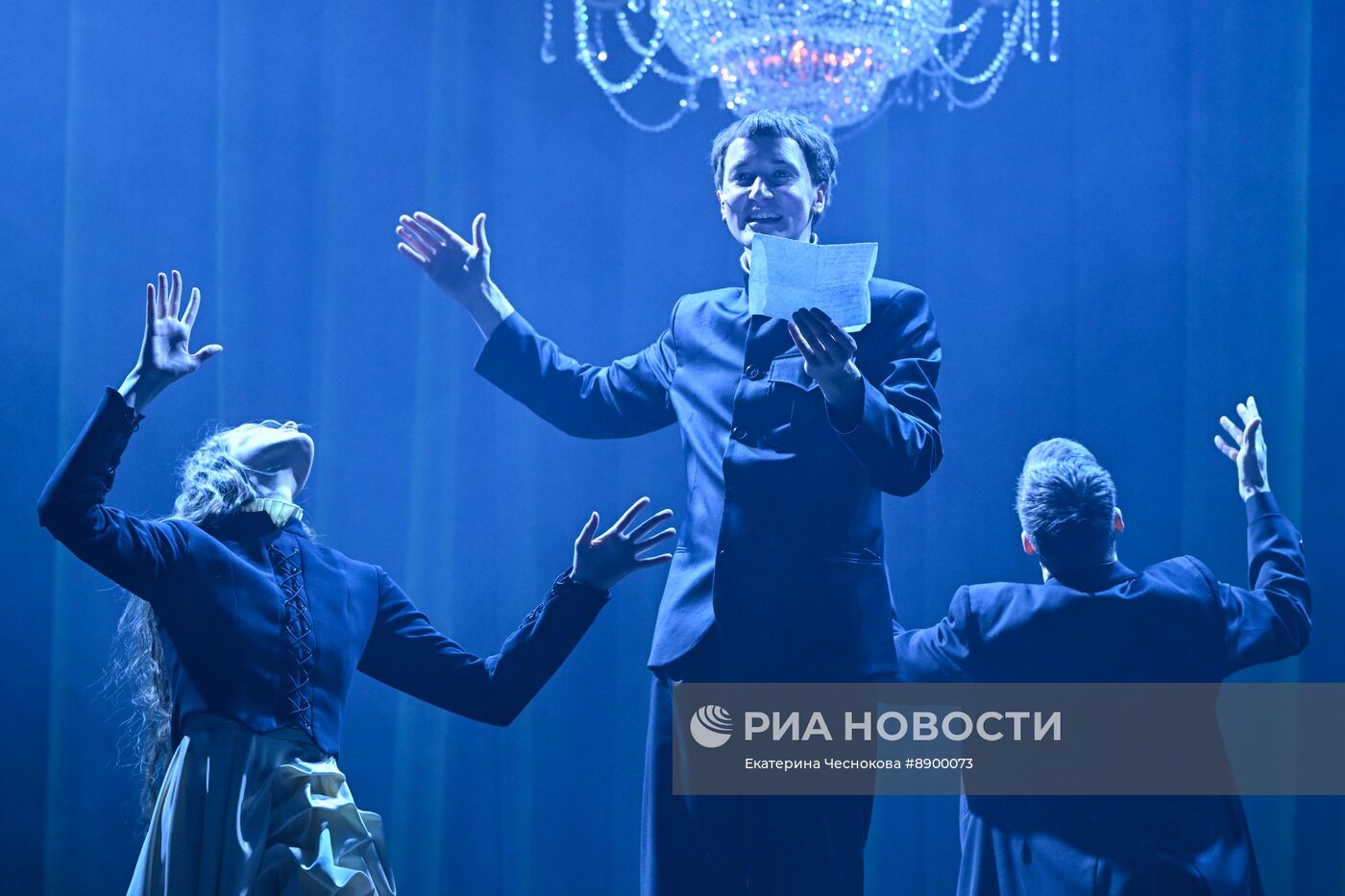 Спектакль "Гамлет" в театре на Таганке