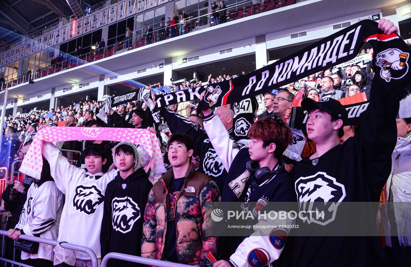 Хоккей. КХЛ. Матч "Трактор" - "Динамо Мн"
