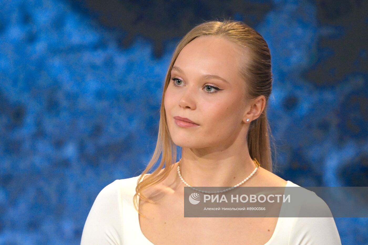 Презентация нацпроекта "Молодежь и дети"