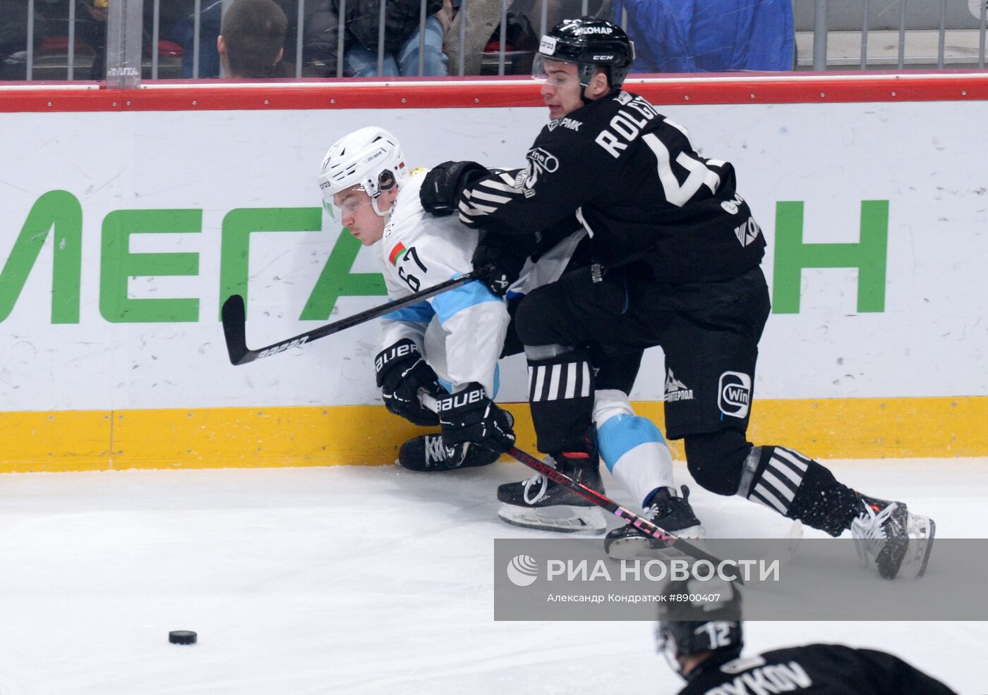 Хоккей. КХЛ. Матч "Трактор" - "Динамо Мн"