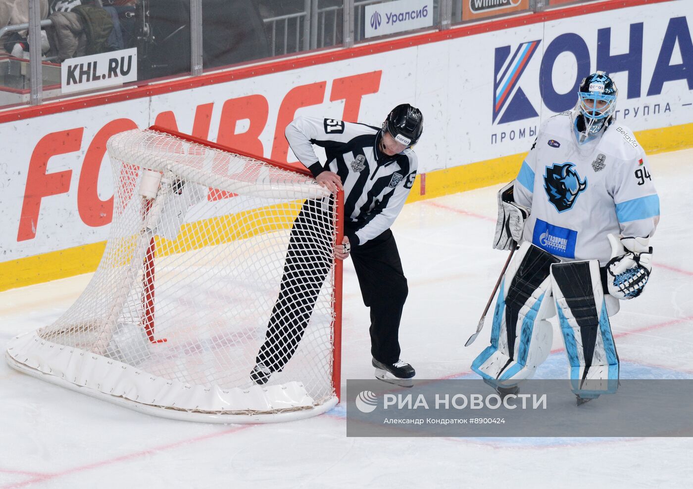 Хоккей. КХЛ. Матч "Трактор" - "Динамо Мн"