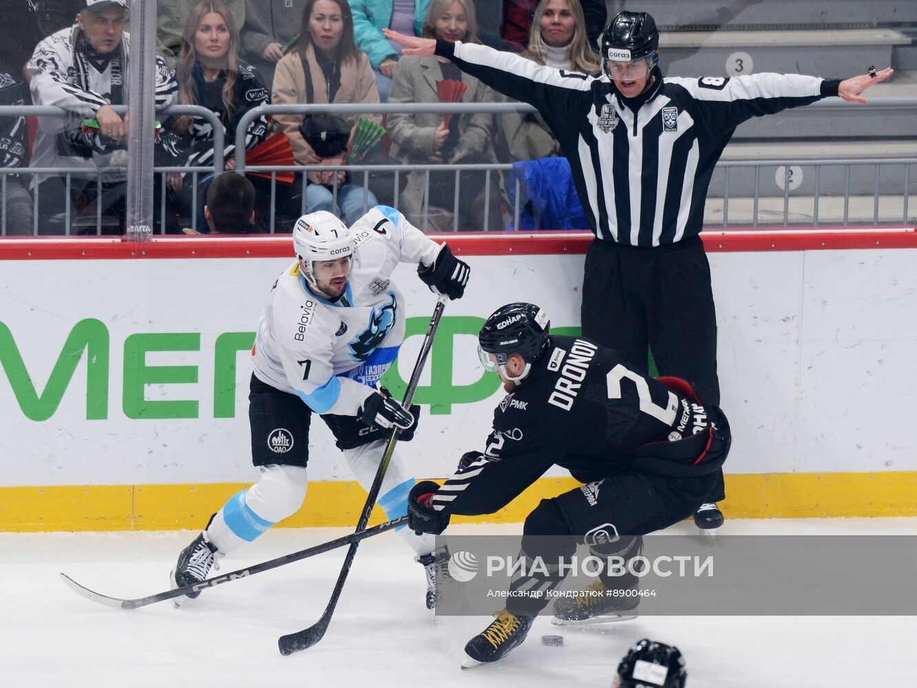 Хоккей. КХЛ. Матч "Трактор" - "Динамо Мн"