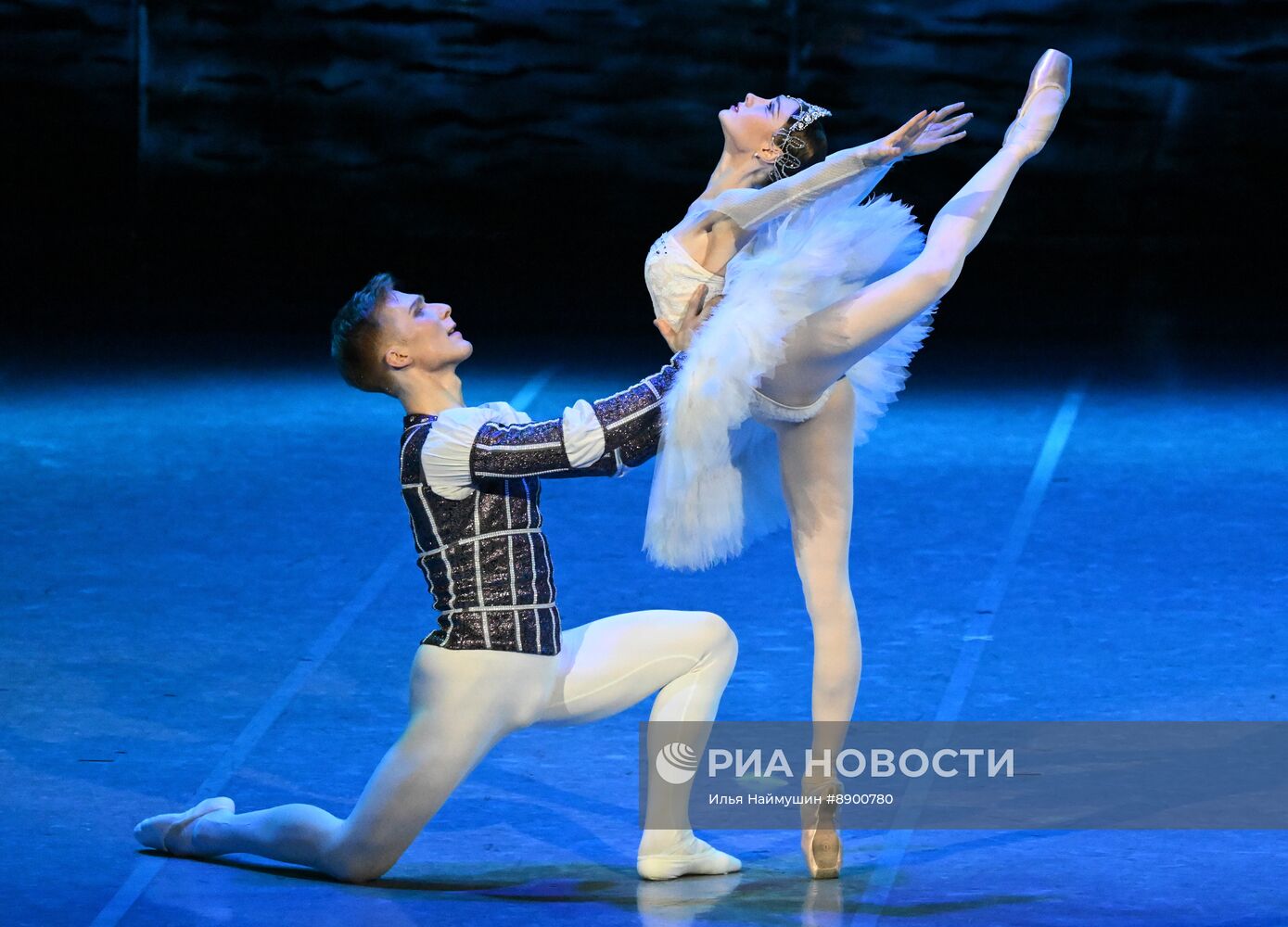 Балет "Лебединое озеро" в Красноярском театре оперы и балета
