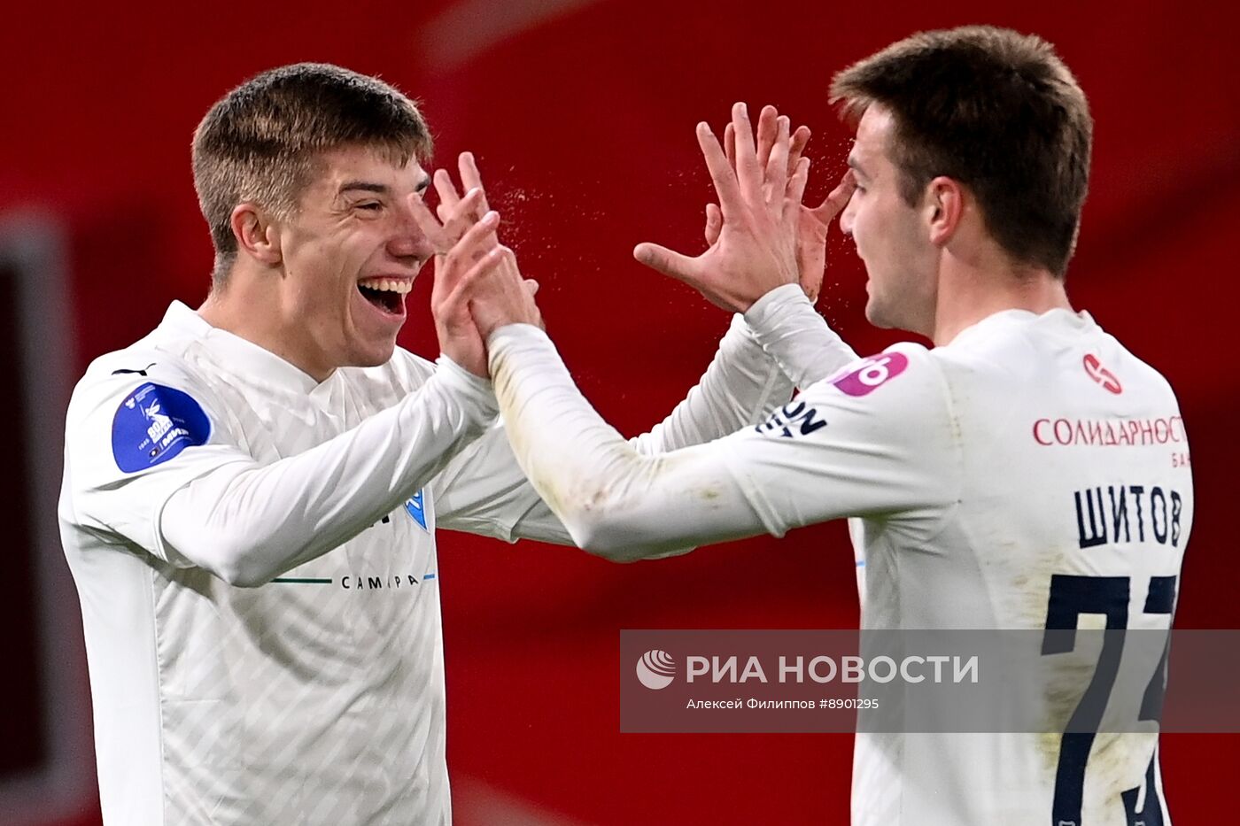 Футбол. РПЛ. Матч "Химки" - "Крылья Советов"