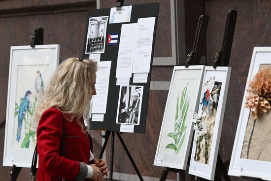 Глава МИД России С. Лавров открыл выставку "Юбилейный год: от Мексики до Аргентины"