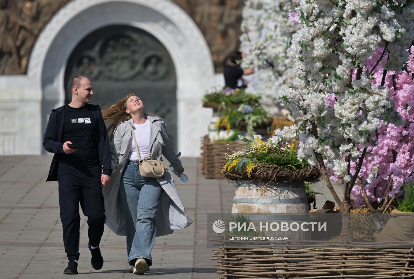 Украшение Москвы к Пасхе