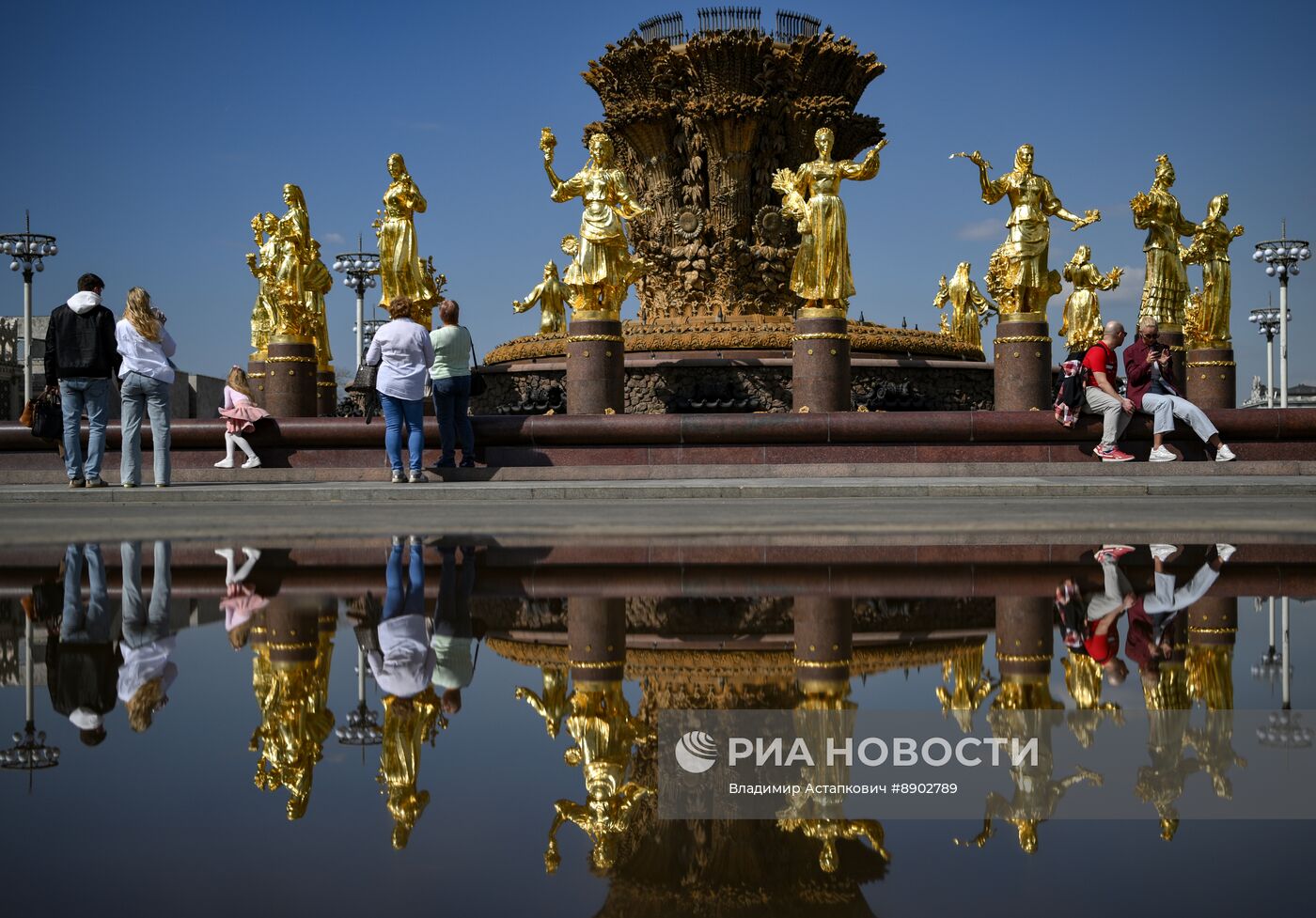Весна в Москве