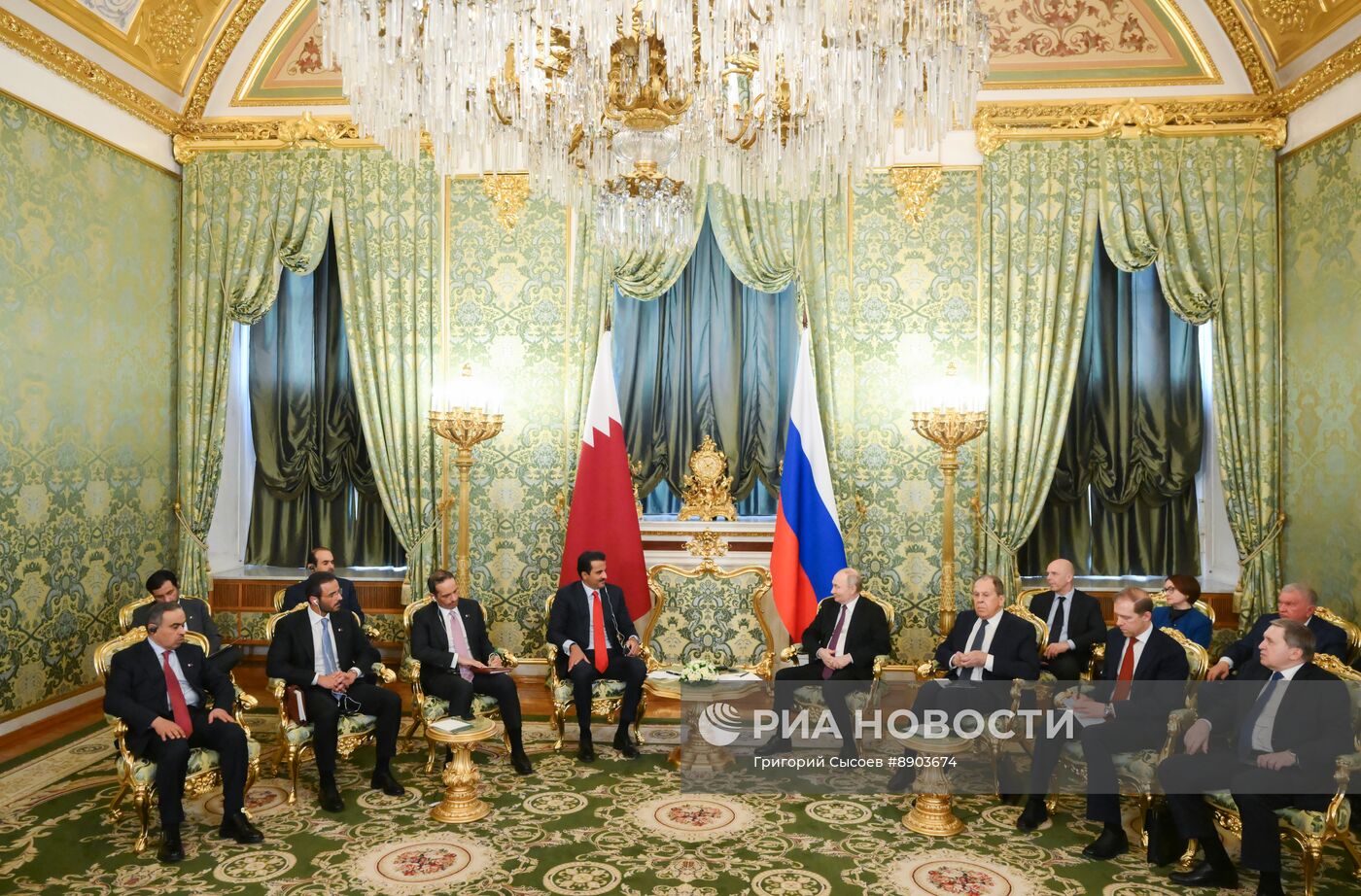 Встреча президента РФ Владимира Путина и эмира Катара Тамима бен Хамада Аль Тани