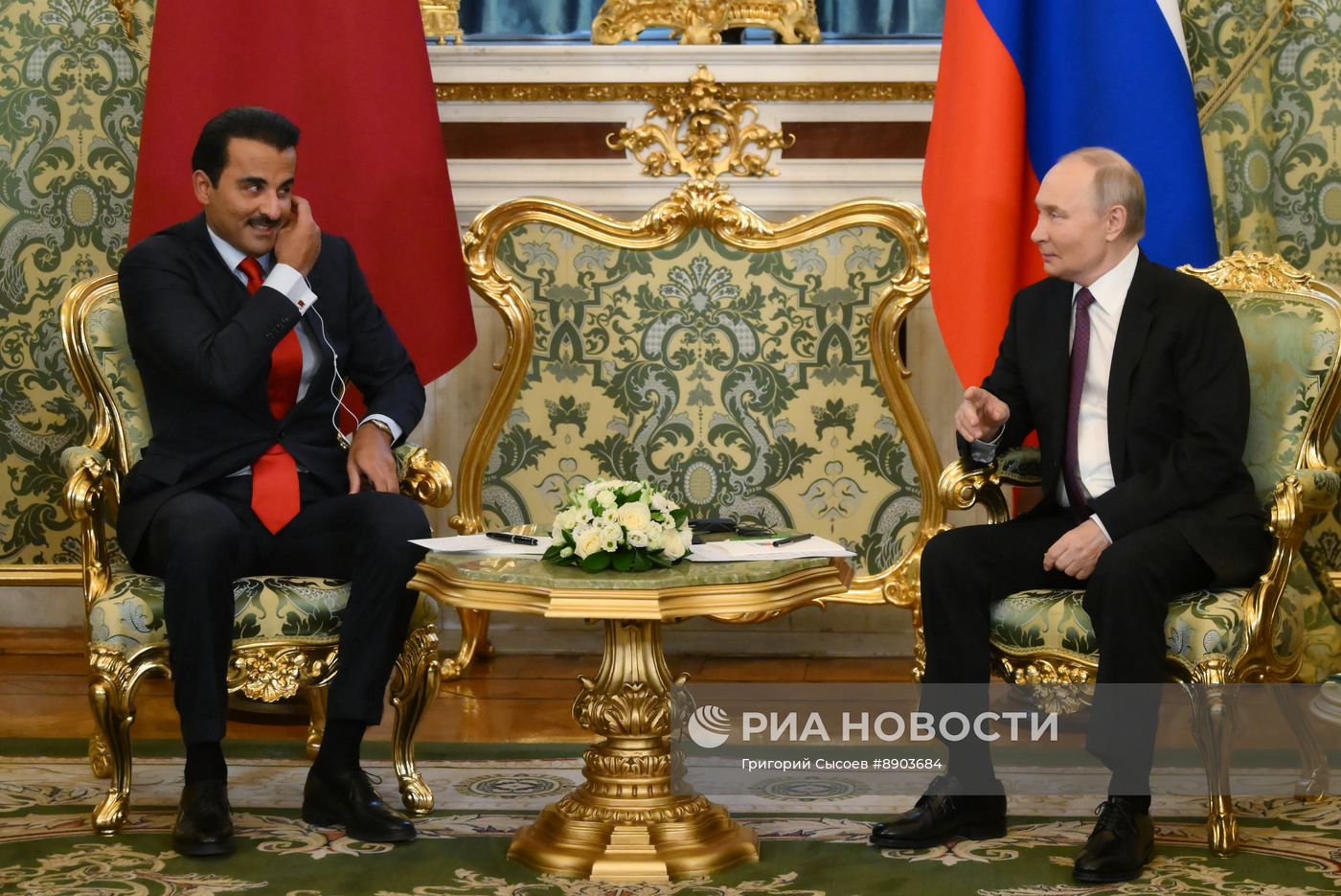 Встреча президента РФ Владимира Путина и эмира Катара Тамима бен Хамада Аль Тани