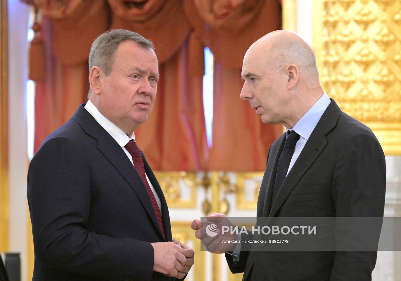 Встреча президента РФ Владимира Путина и эмира Катара Тамима бен Хамада Аль Тани