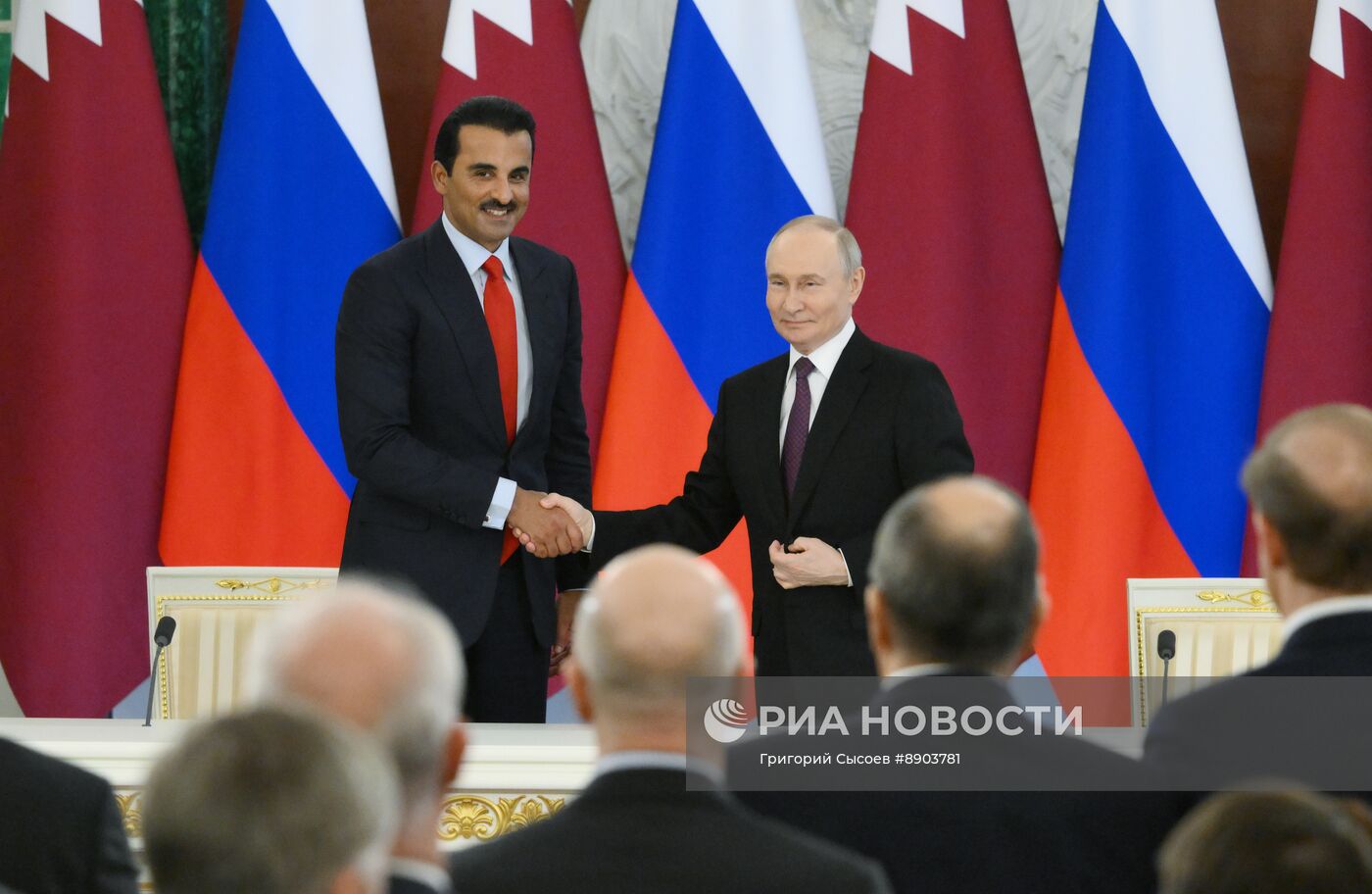 Встреча президента РФ Владимира Путина и эмира Катара Тамима бен Хамада Аль Тани
