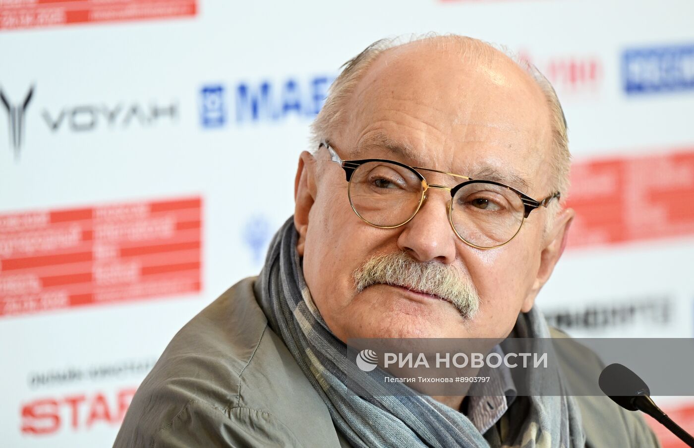 Брифинг президента ММКФ Н. Михалкова