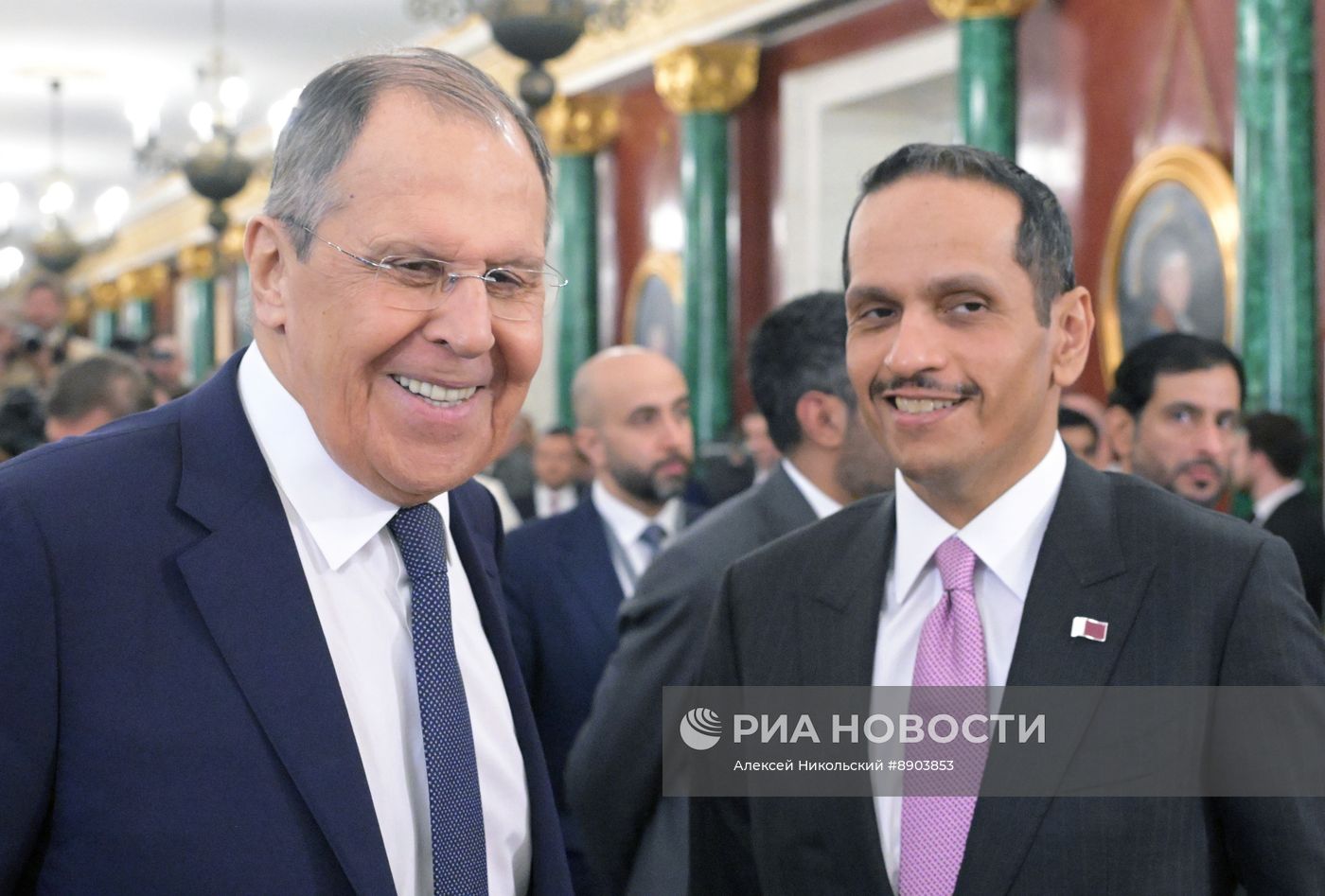 Встреча президента РФ Владимира Путина и эмира Катара Тамима бен Хамада Аль Тани