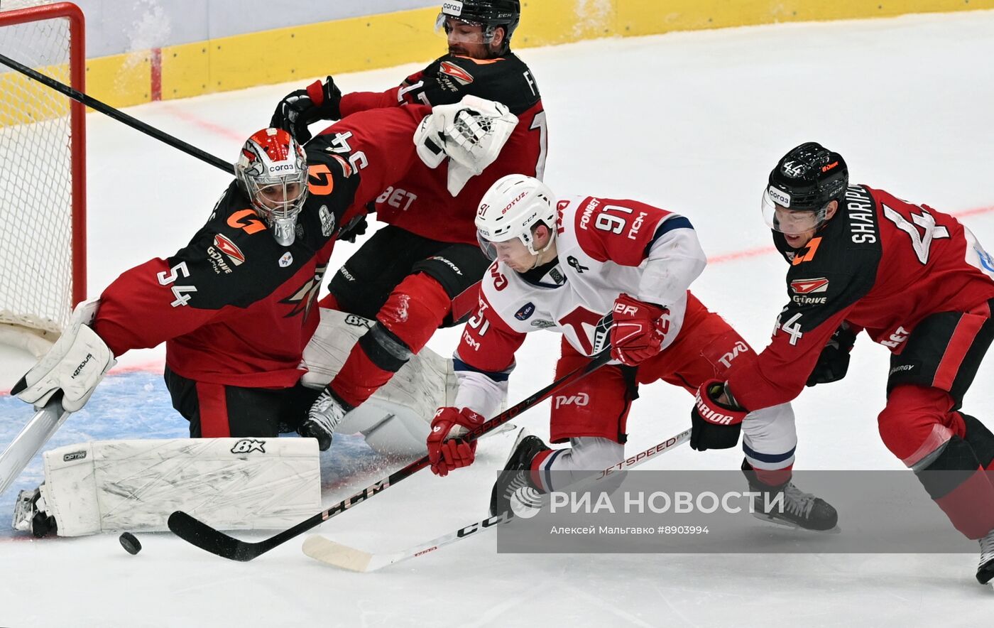 Хоккей. КХЛ. Матч "Авангард" - "Локомотив"