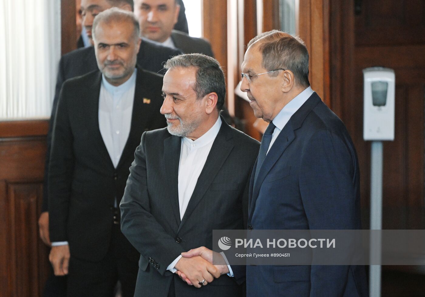 Встреча глав МИД РФ и Ирана С. Лаврова и А. Аракчи