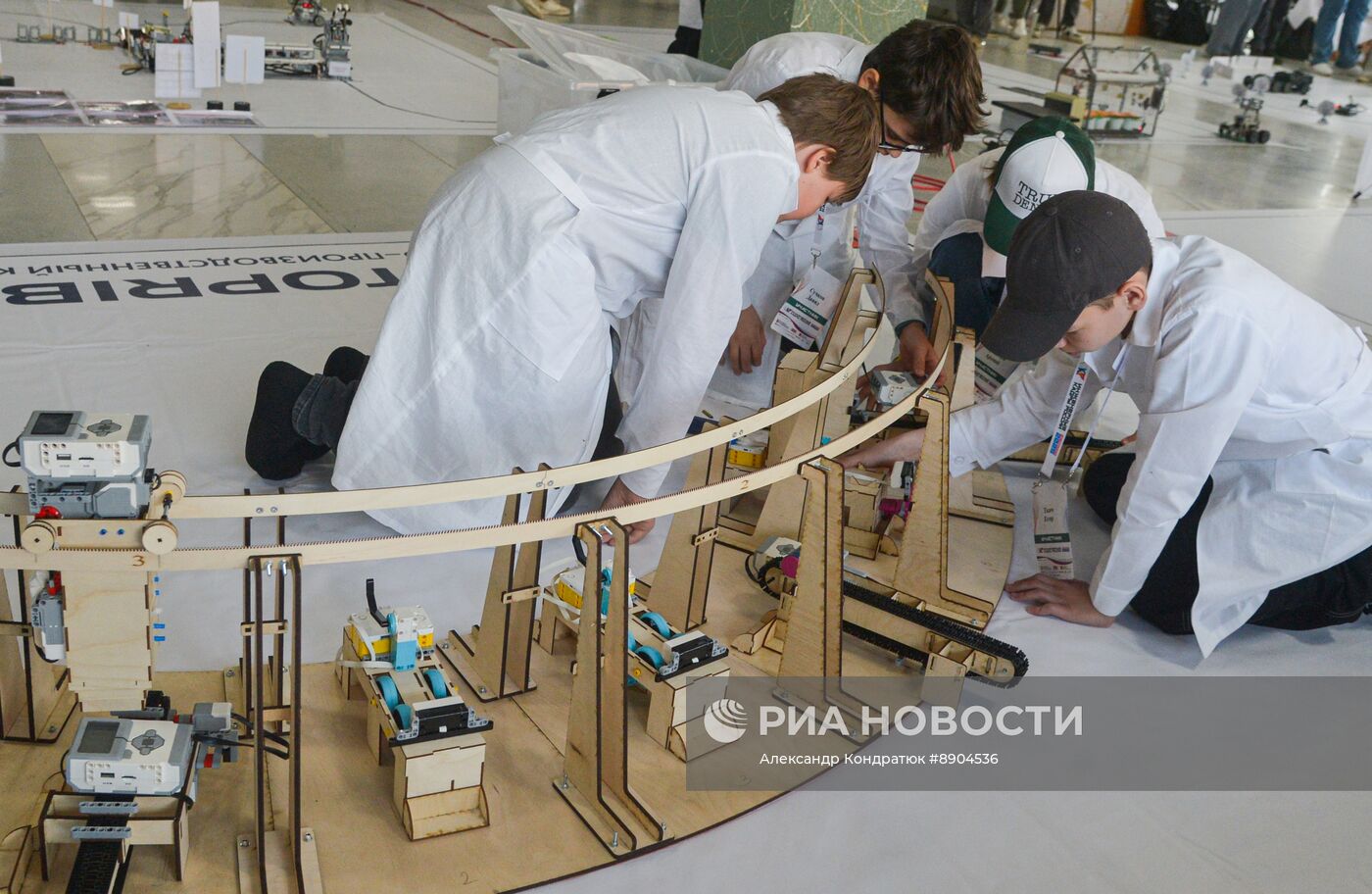 Презентация робототехники в Челябинске