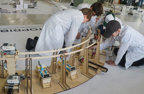 Презентация робототехники в Челябинске