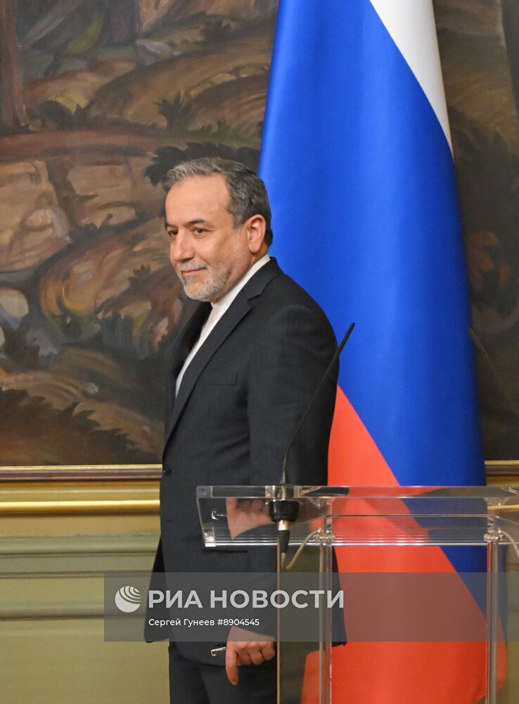 Встреча глав МИД РФ и Ирана С. Лаврова и А. Аракчи