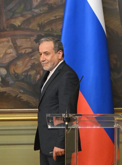 Встреча глав МИД РФ и Ирана С. Лаврова и А. Аракчи