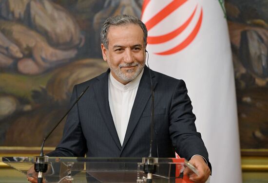 Встреча глав МИД РФ и Ирана С. Лаврова и А. Аракчи