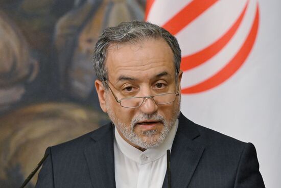 Встреча глав МИД РФ и Ирана С. Лаврова и А. Аракчи