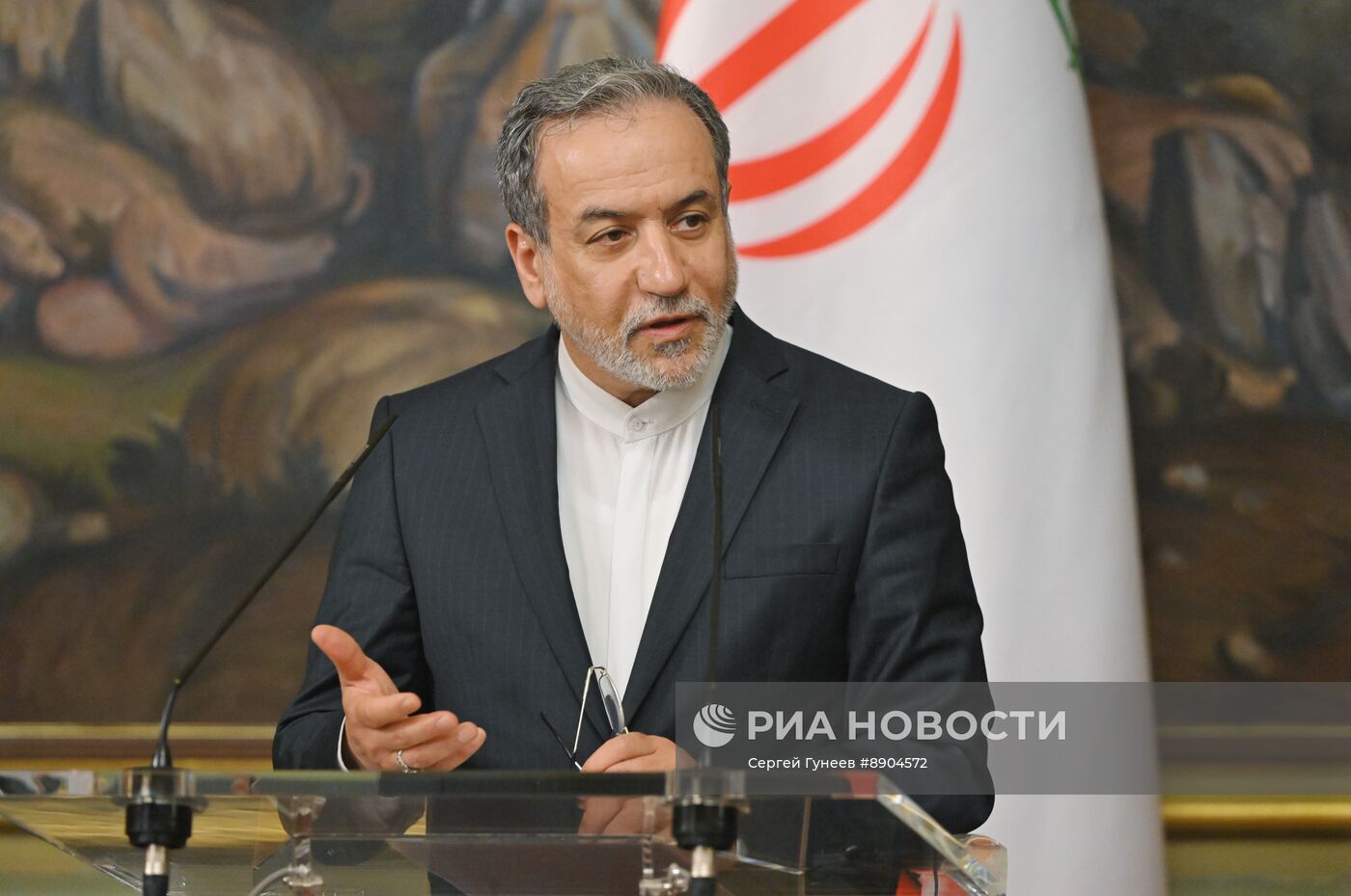 Встреча глав МИД РФ и Ирана С. Лаврова и А. Аракчи