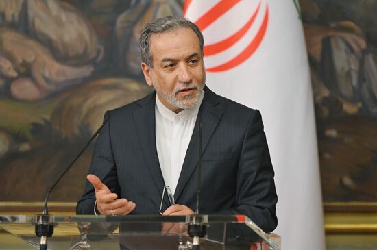 Встреча глав МИД РФ и Ирана С. Лаврова и А. Аракчи