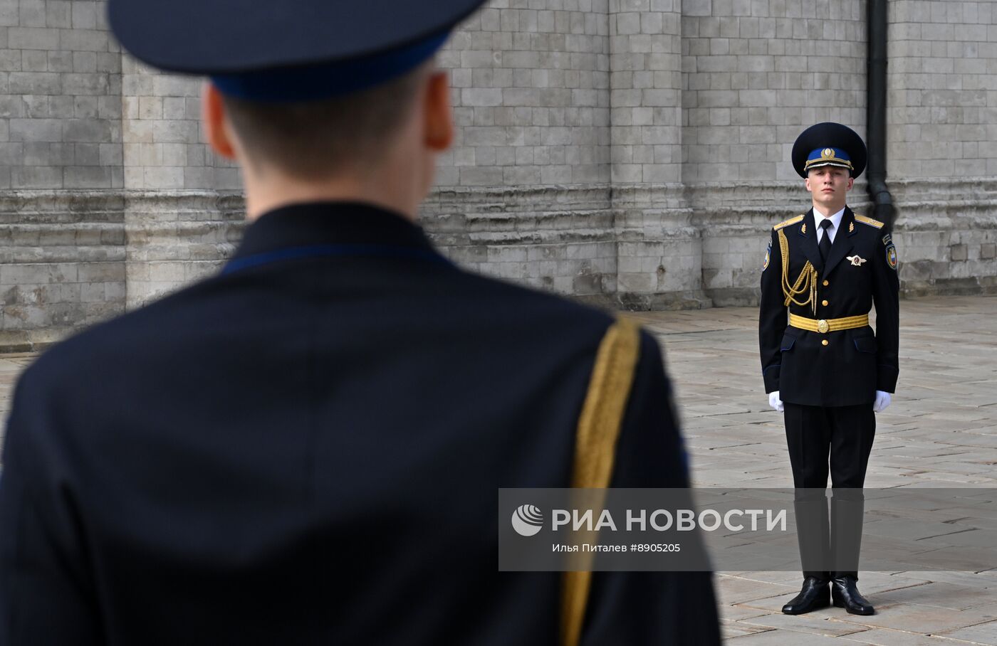 Первая в этом сезоне церемония развода пеших и конных караулов Президентского полка