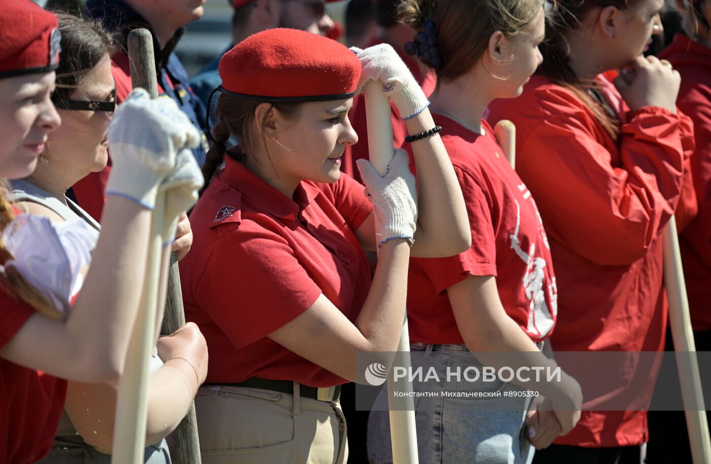 "Аллею героев" высадили в Запорожской области