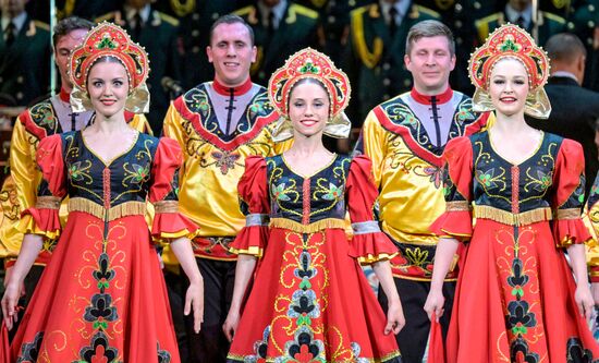 Гала-концерт фестиваля "Во имя жизни" в Казани