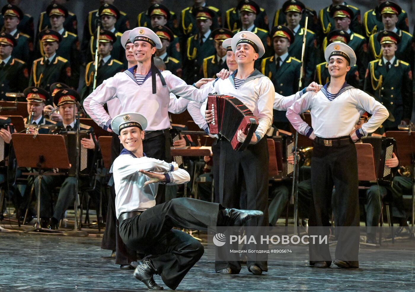 Гала-концерт фестиваля "Во имя жизни" в Казани