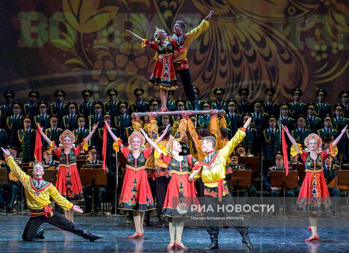 Гала-концерт фестиваля "Во имя жизни" в Казани