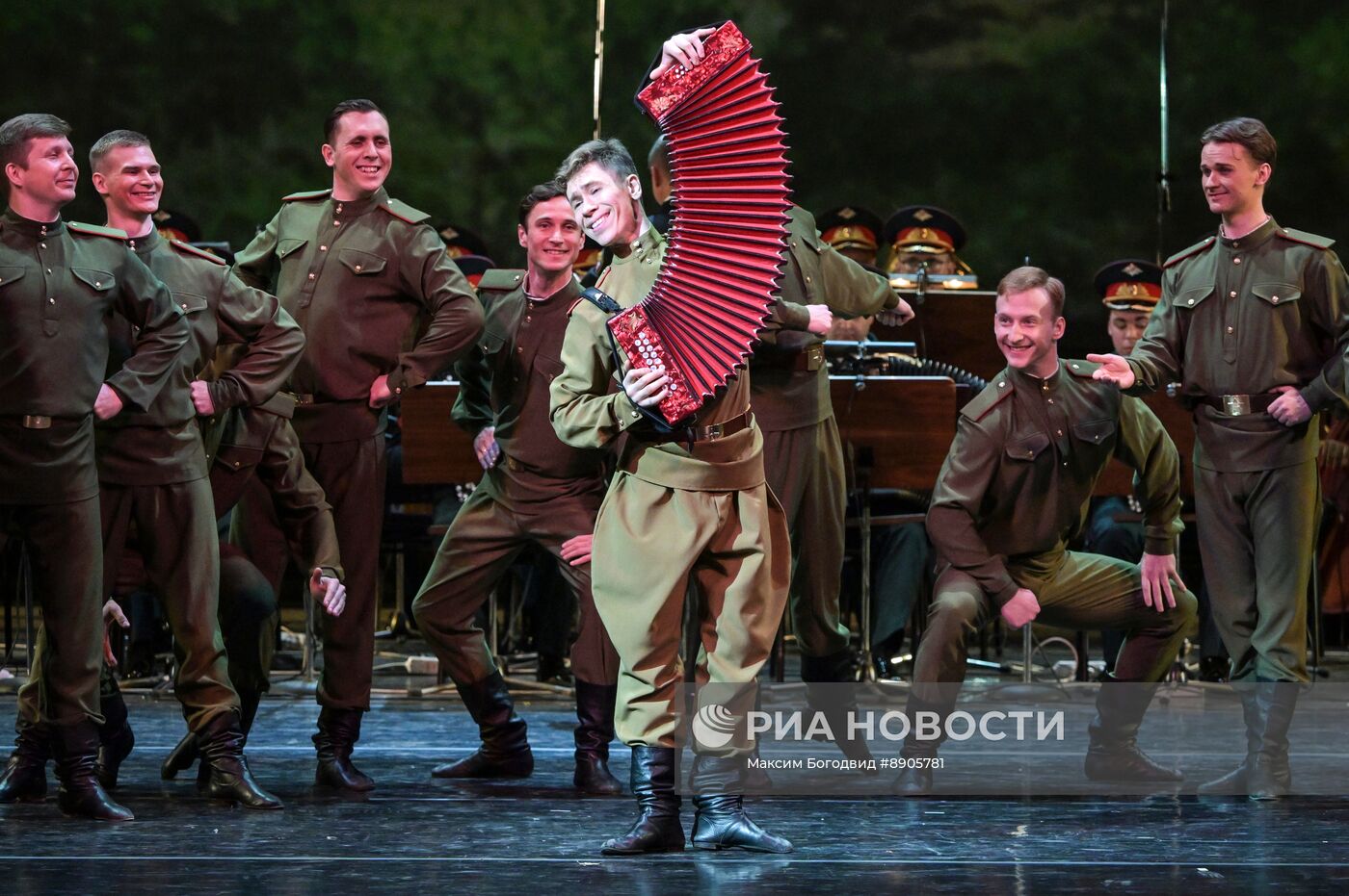 Гала-концерт фестиваля "Во имя жизни" в Казани