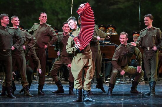 Гала-концерт фестиваля "Во имя жизни" в Казани