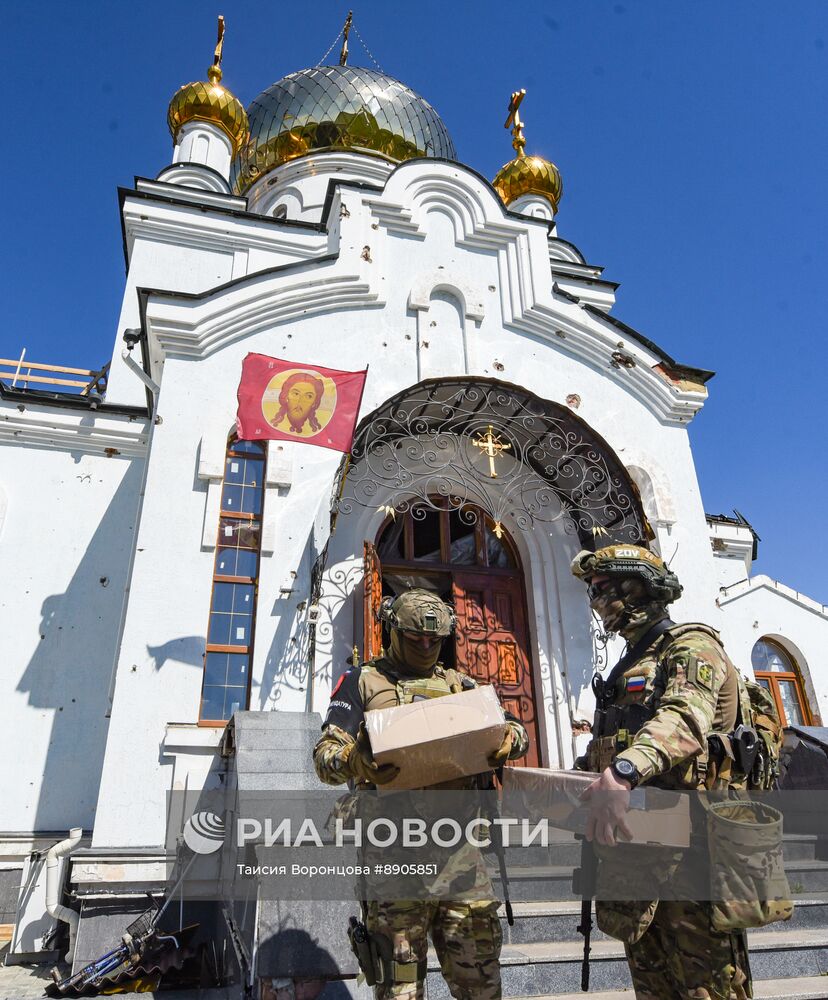 Освящение и раздача пасхальных куличей в Авдеевке